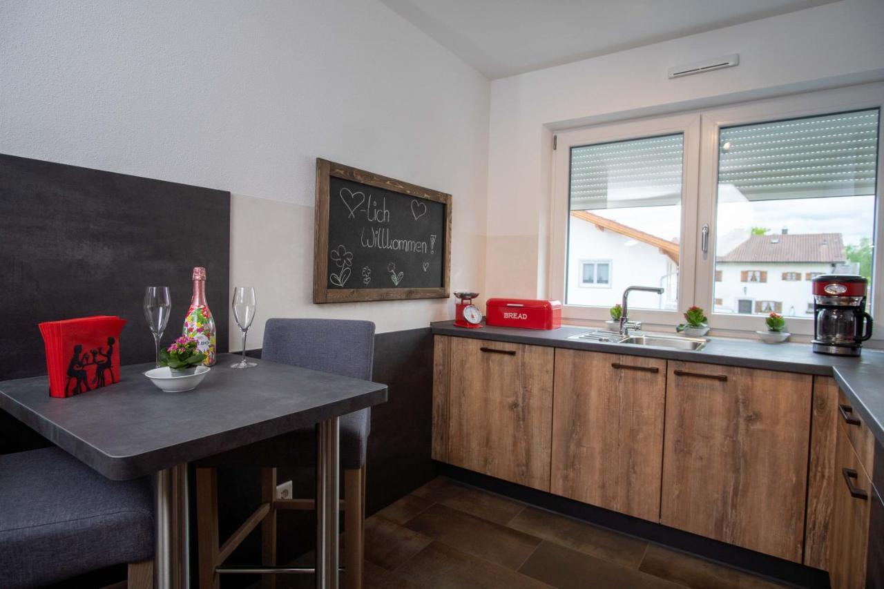 Ferienwohnung Fuehldichwohl Ubersee Bagian luar foto